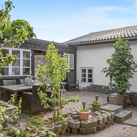 بيت للعطل Jouni - 18km From The Sea By Interhome