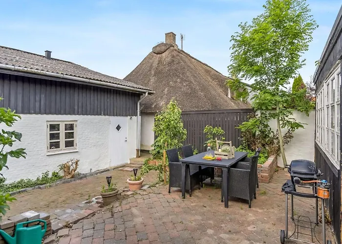 Jouni - 18km From The Sea By Interhome *